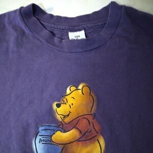Vintage Winnie The Pooh Illustration T-Shirt
